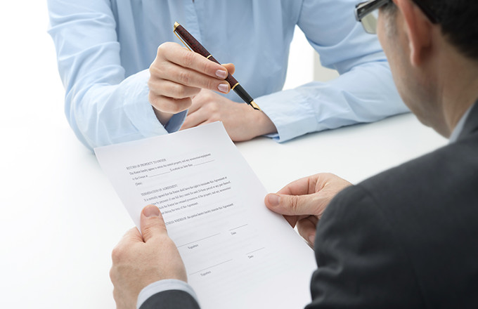 evaluate a broker before hiring